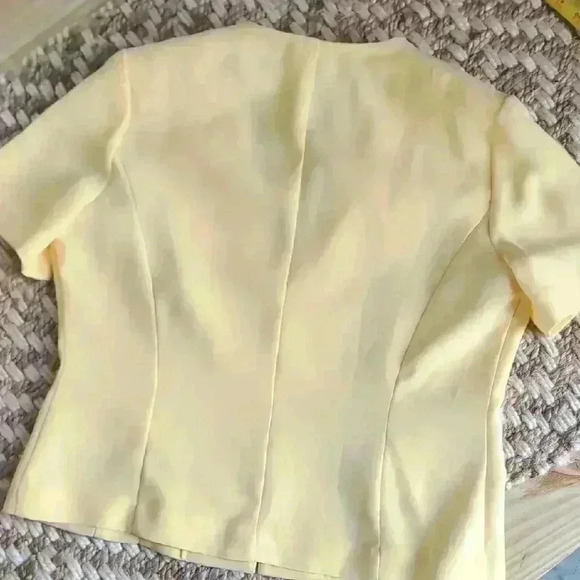 Chic Yellow Blazer with Black Trim - Picture 2 of 5